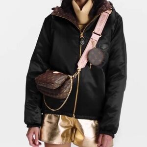 Louis Vuitton Multi Pochette Accessories Crossbody pink Jacquard strap,New